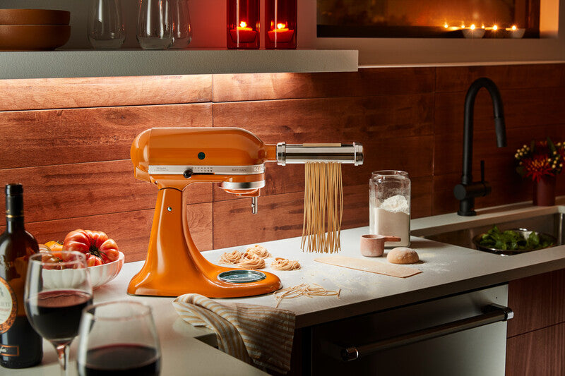 KitchenAid 4,8 L 5KSM175 Artisan Küchenmaschine Meatlover mit Ganzmetall- Fleischwolf